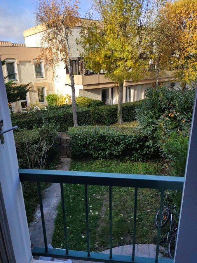 Maison De Ville 102M2 3 Chambres مونتينيو لي بروتون المظهر الخارجي الصورة