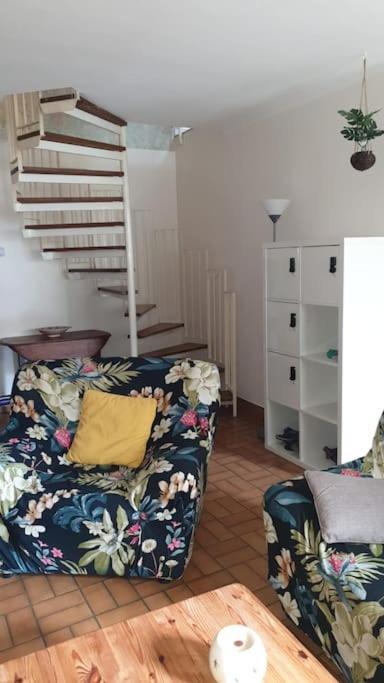 Maison De Ville 102M2 3 Chambres مونتينيو لي بروتون المظهر الخارجي الصورة