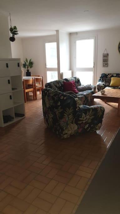 Maison De Ville 102M2 3 Chambres مونتينيو لي بروتون المظهر الخارجي الصورة
