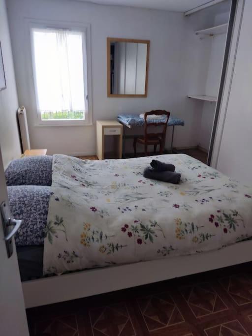 Maison De Ville 102M2 3 Chambres مونتينيو لي بروتون المظهر الخارجي الصورة