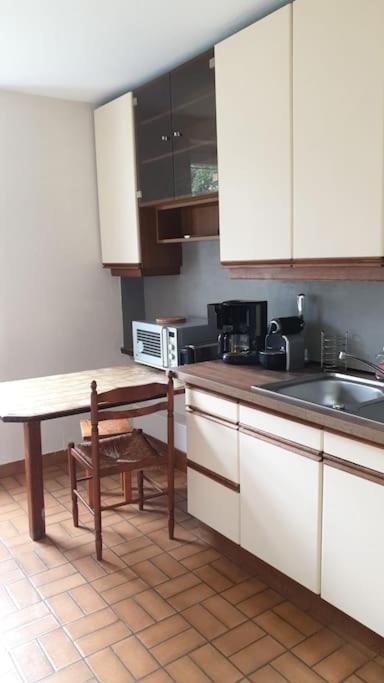 Maison De Ville 102M2 3 Chambres مونتينيو لي بروتون المظهر الخارجي الصورة